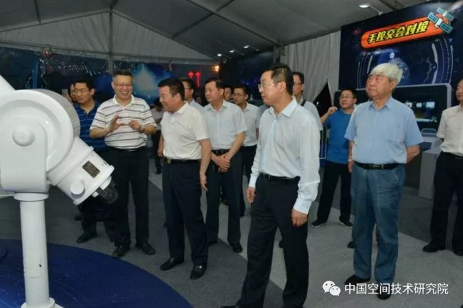 薈聚軍民融合，引領(lǐng)裝備發(fā)展7.jpg